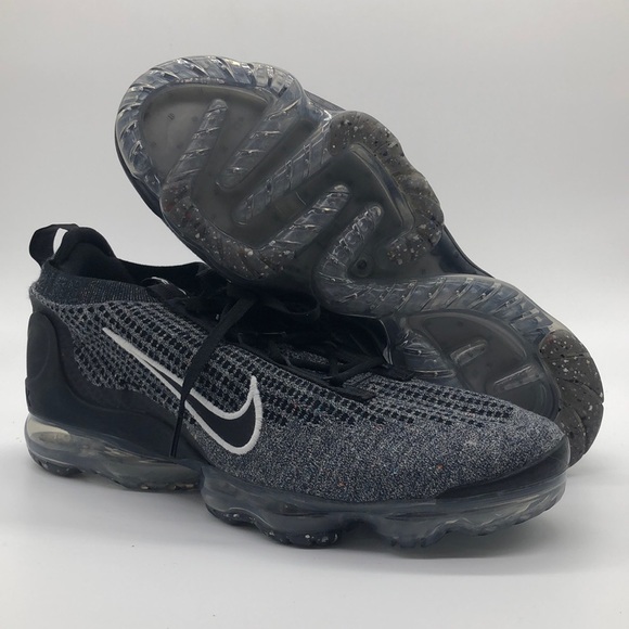 Nike Other - Nike DC9394-001 Air VaporMax Flyknit Oreo Black Gray Mens NWOB